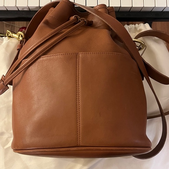 Vintage Coach Thompson Bucket Bag British Tan - Picture 5 of 13